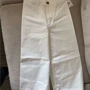 Billabong White High-Rise Jeans with Tortoiseshell Button